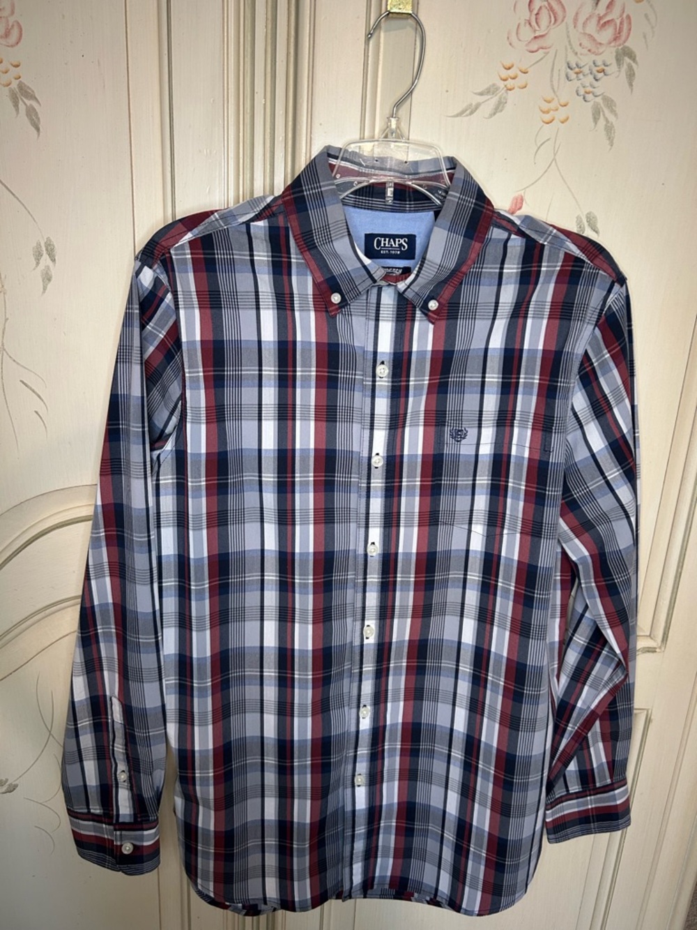 Chaps Men's Navy, Red & White Plaid Button-Down Shirt